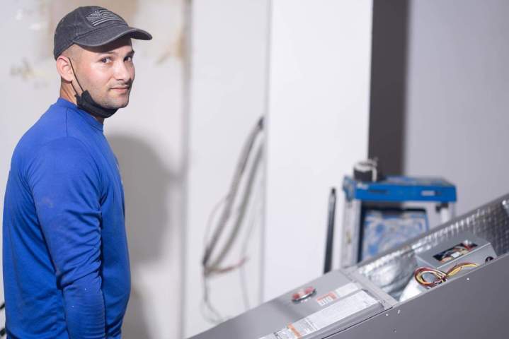 Reliable Commercial AC Services to Keep Your Business Cool!